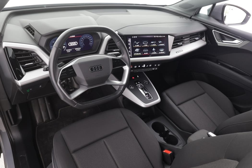 AUDI Q4 e-tron 2023