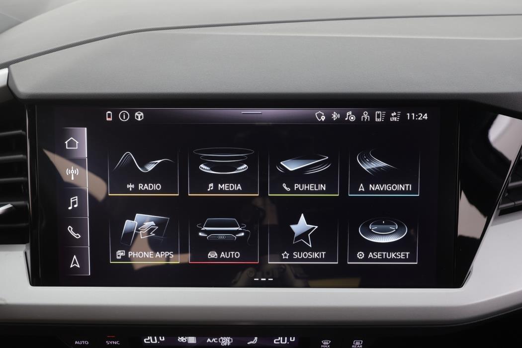AUDI Q4 e-tron 2023