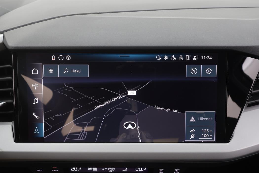 AUDI Q4 e-tron 2023