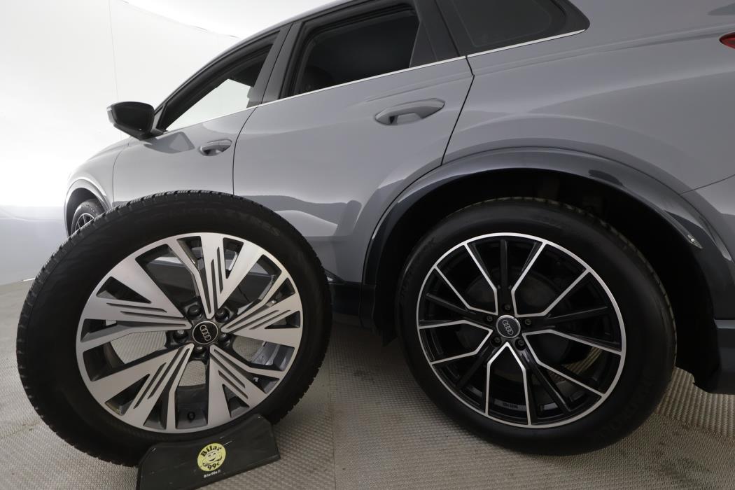 AUDI Q4 e-tron 2023