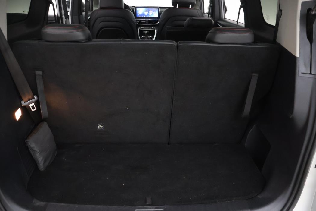 MAXUS Euniq 5 2021