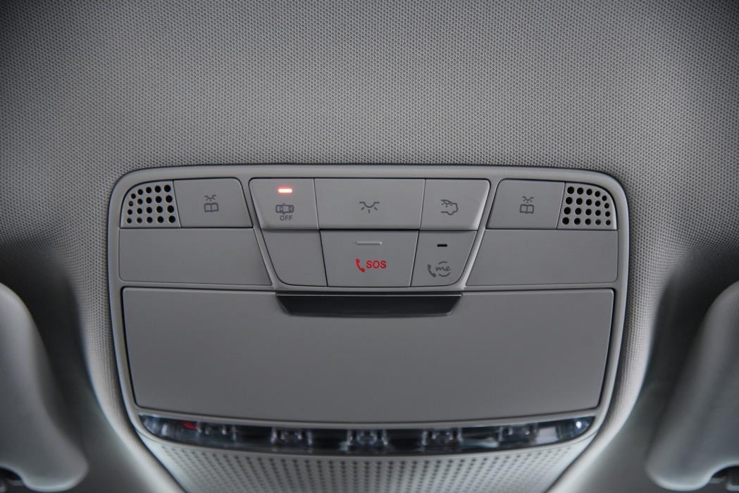 MERCEDES-BENZ E 2020