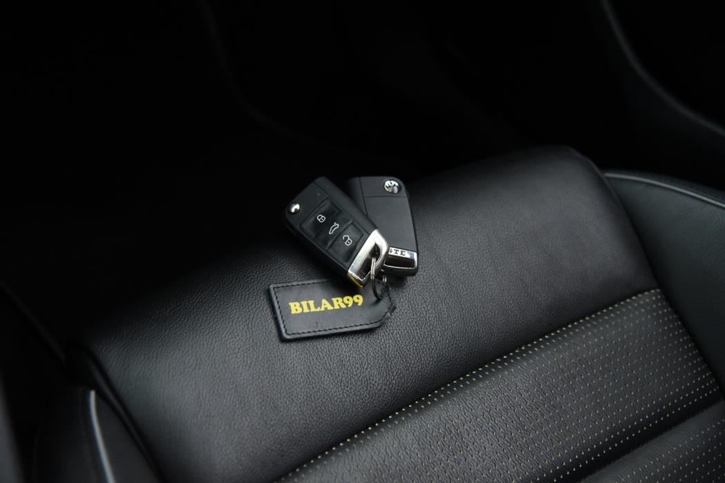 VOLKSWAGEN GOLF 2020