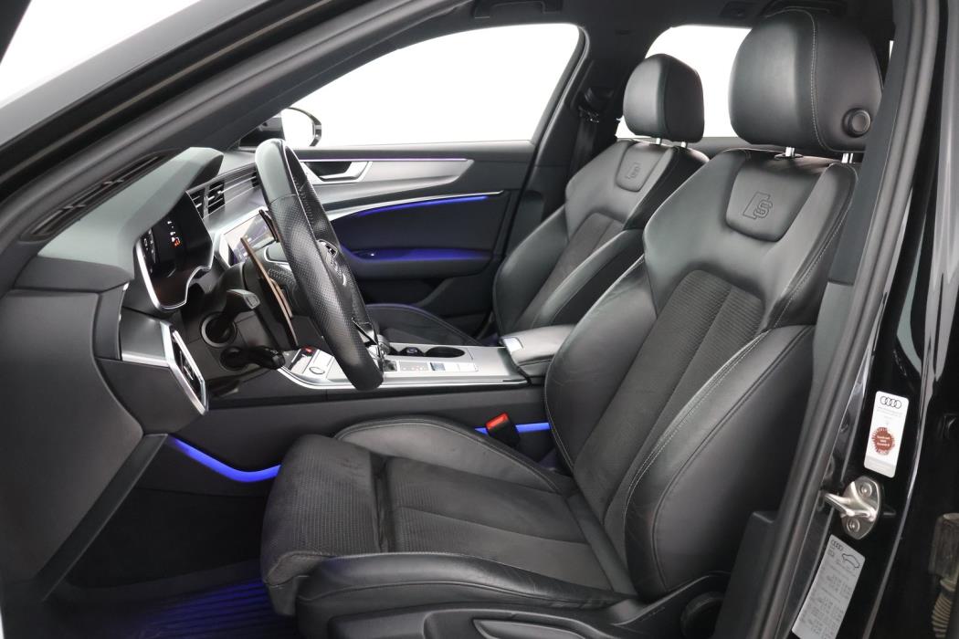 AUDI A6 2021