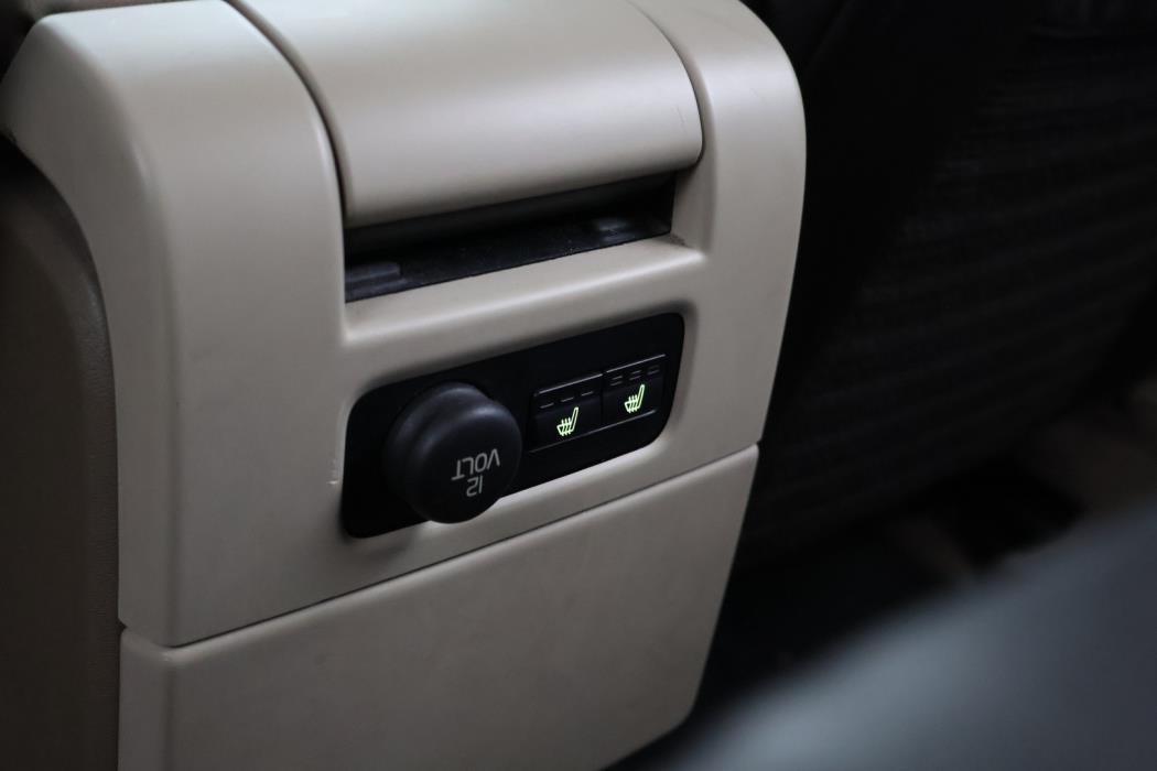 VOLVO XC70 2010