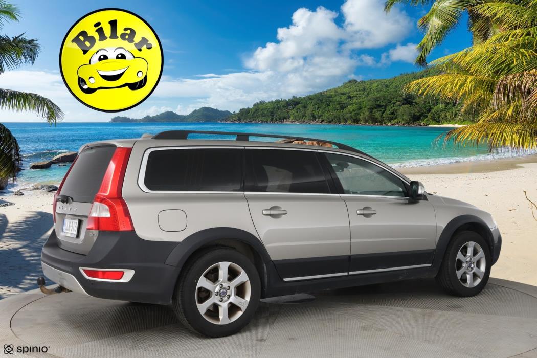 VOLVO XC70 2010