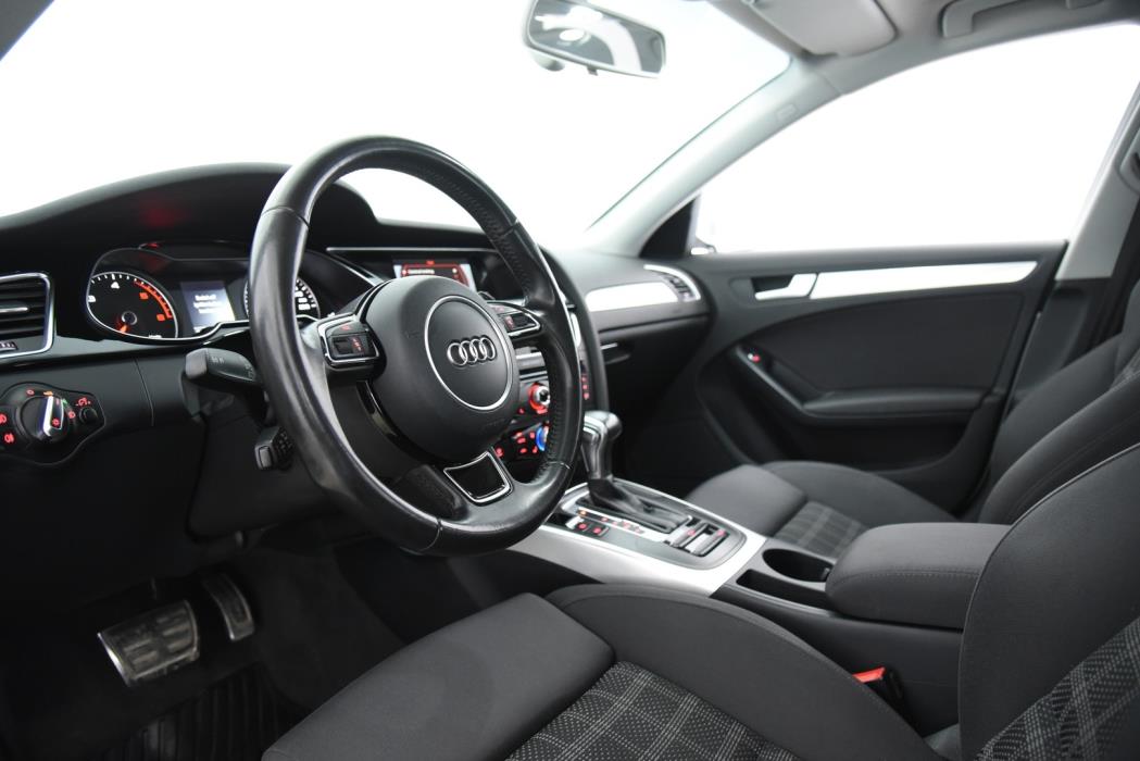 AUDI A4 2014