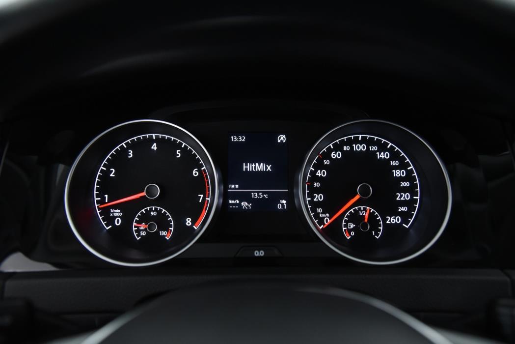 VOLKSWAGEN Golf 2018