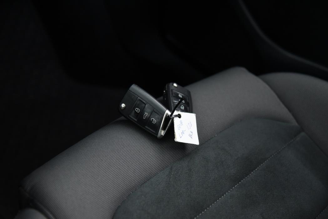 VOLKSWAGEN Golf 2018