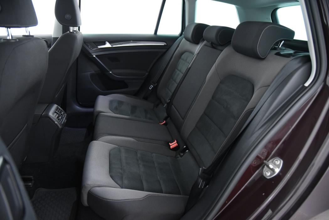 VOLKSWAGEN Golf 2018