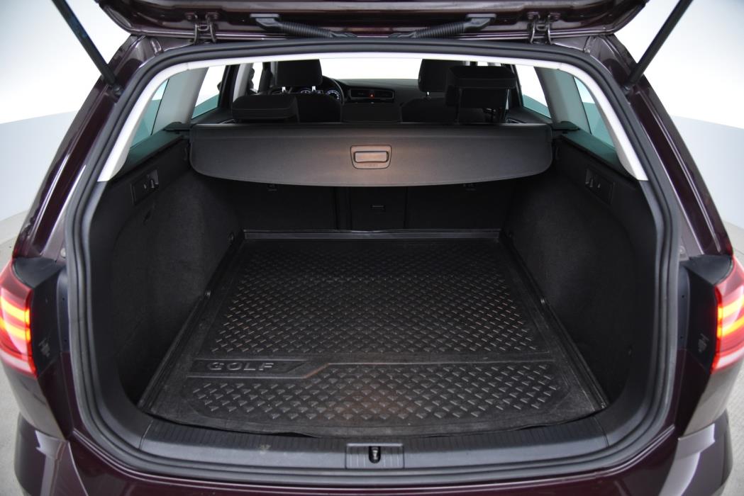 VOLKSWAGEN Golf 2018