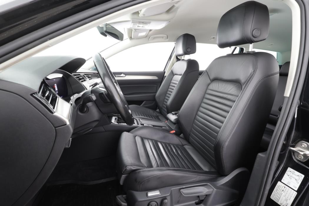 VOLKSWAGEN Passat 2018