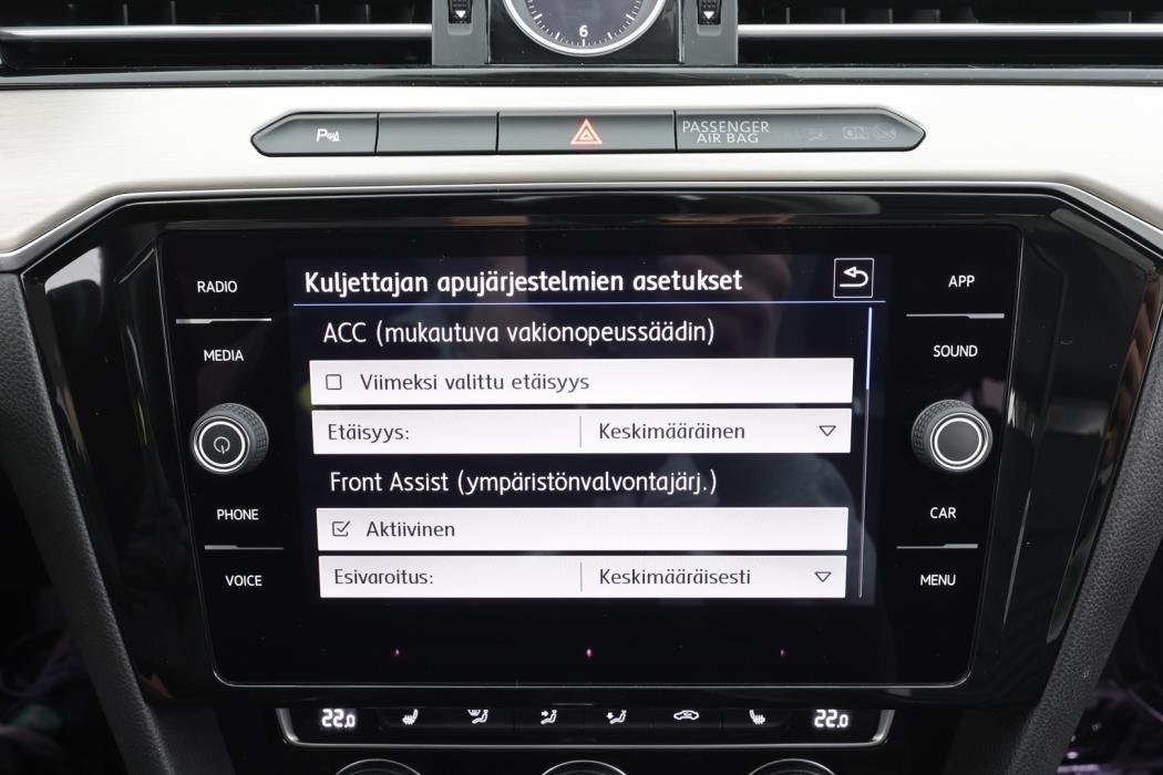 VOLKSWAGEN Passat 2018