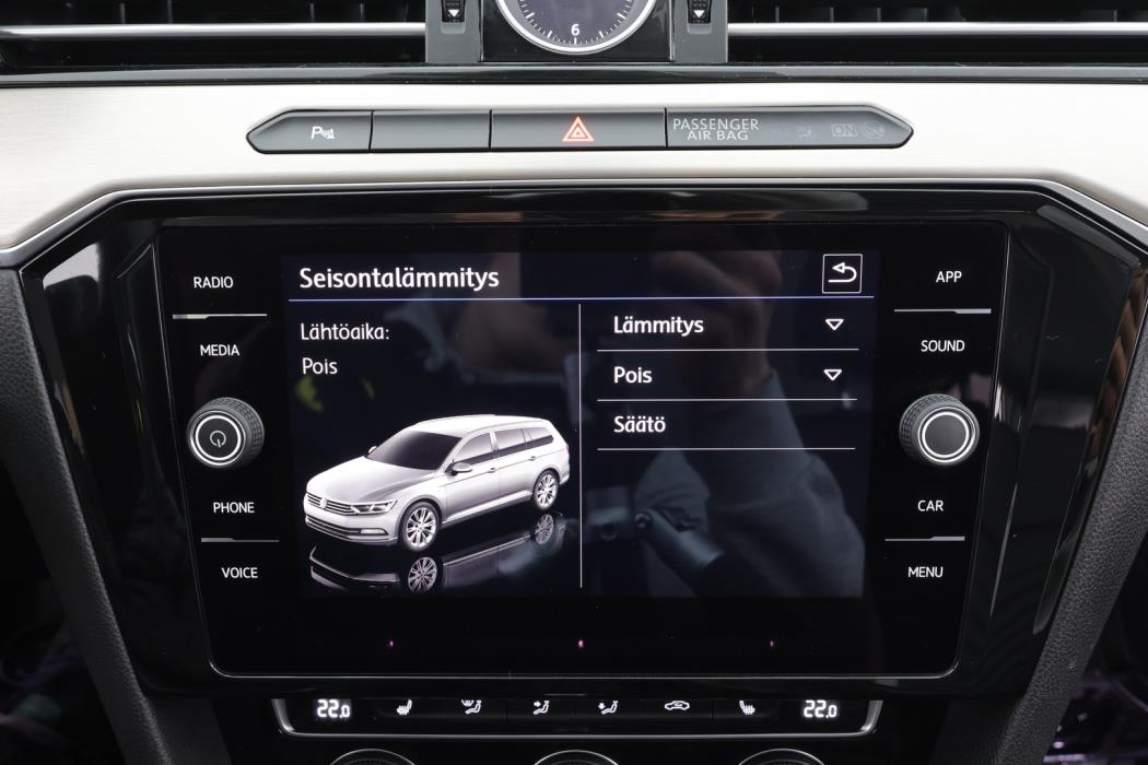 VOLKSWAGEN Passat 2018