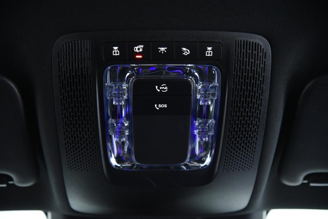 MERCEDES-BENZ EQA 2021