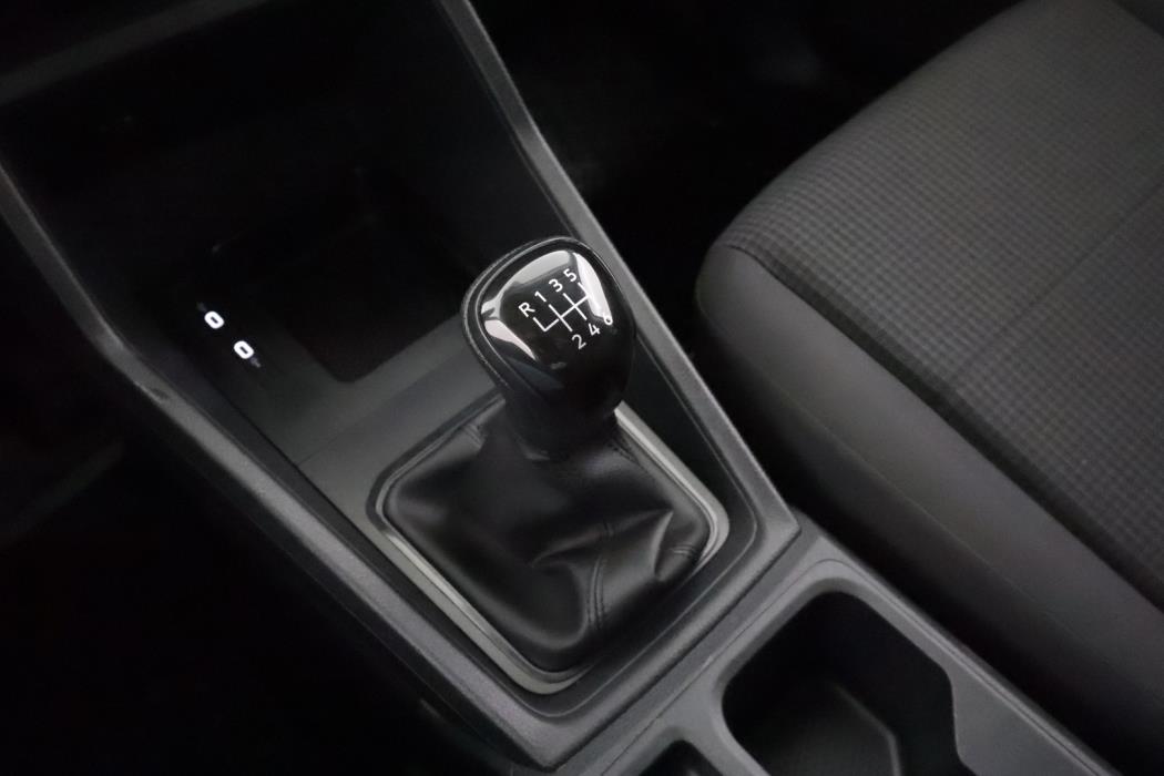 VOLKSWAGEN Caddy 2023