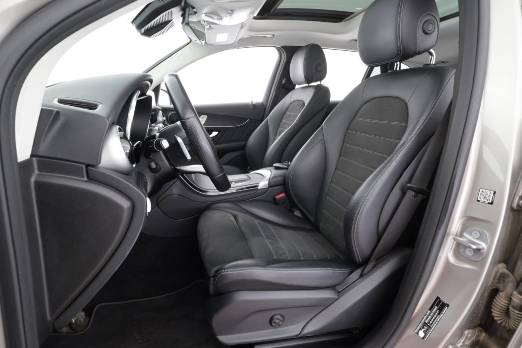 MERCEDES-BENZ GLC 2021