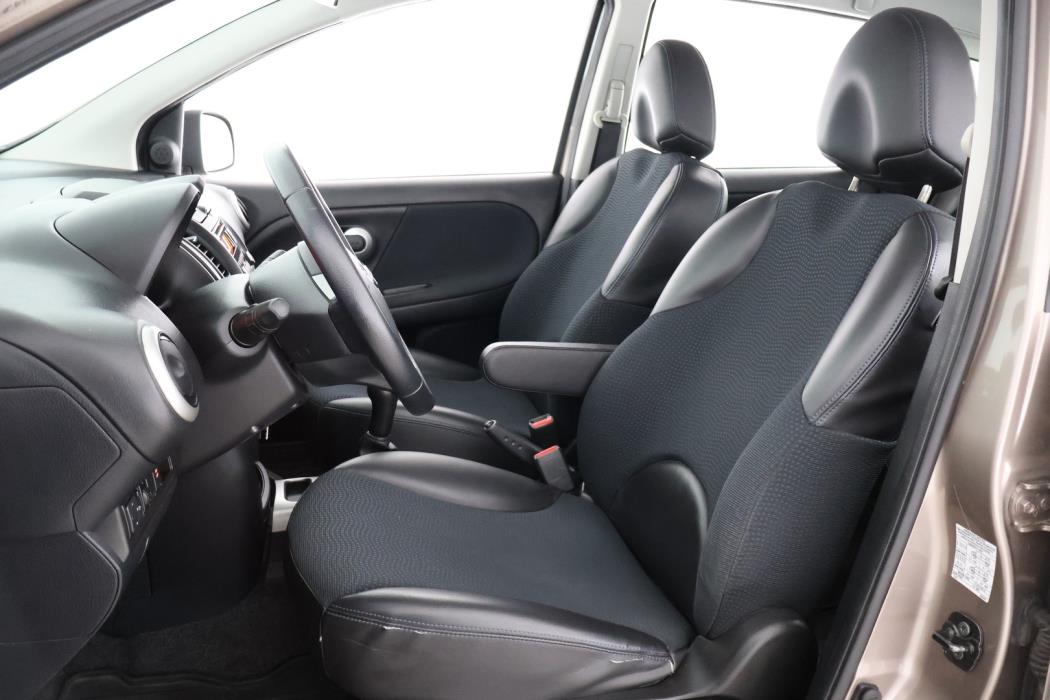 NISSAN Note 2013
