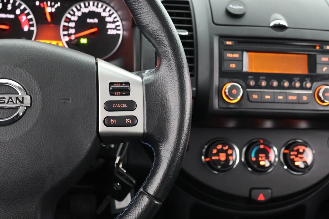 NISSAN Note 2013