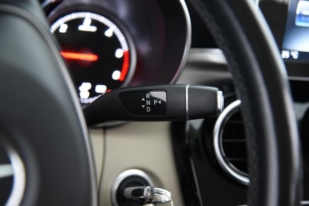 MERCEDES-BENZ C 2015