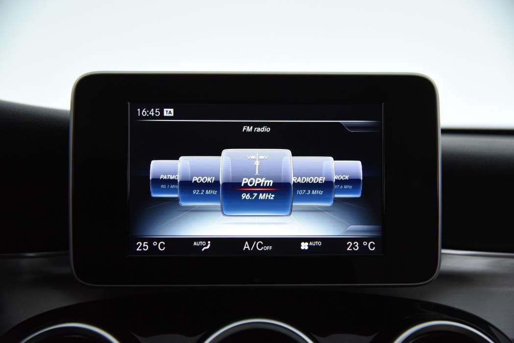 MERCEDES-BENZ C 2015