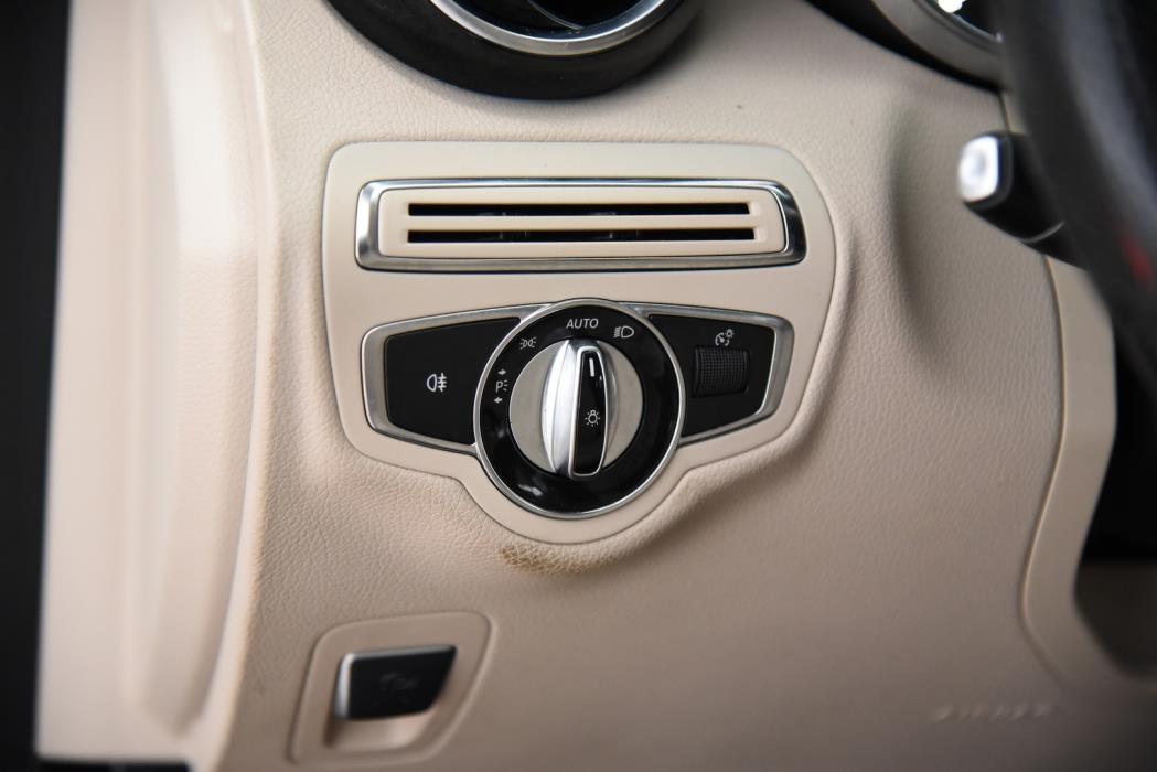 MERCEDES-BENZ C 2015