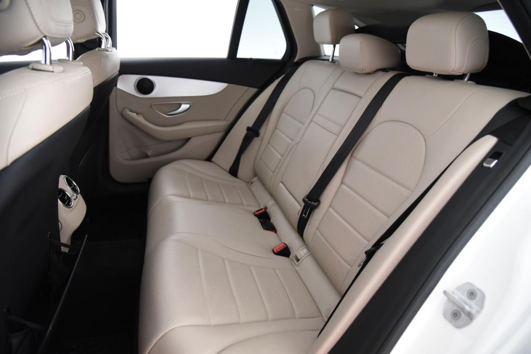 MERCEDES-BENZ C 2015