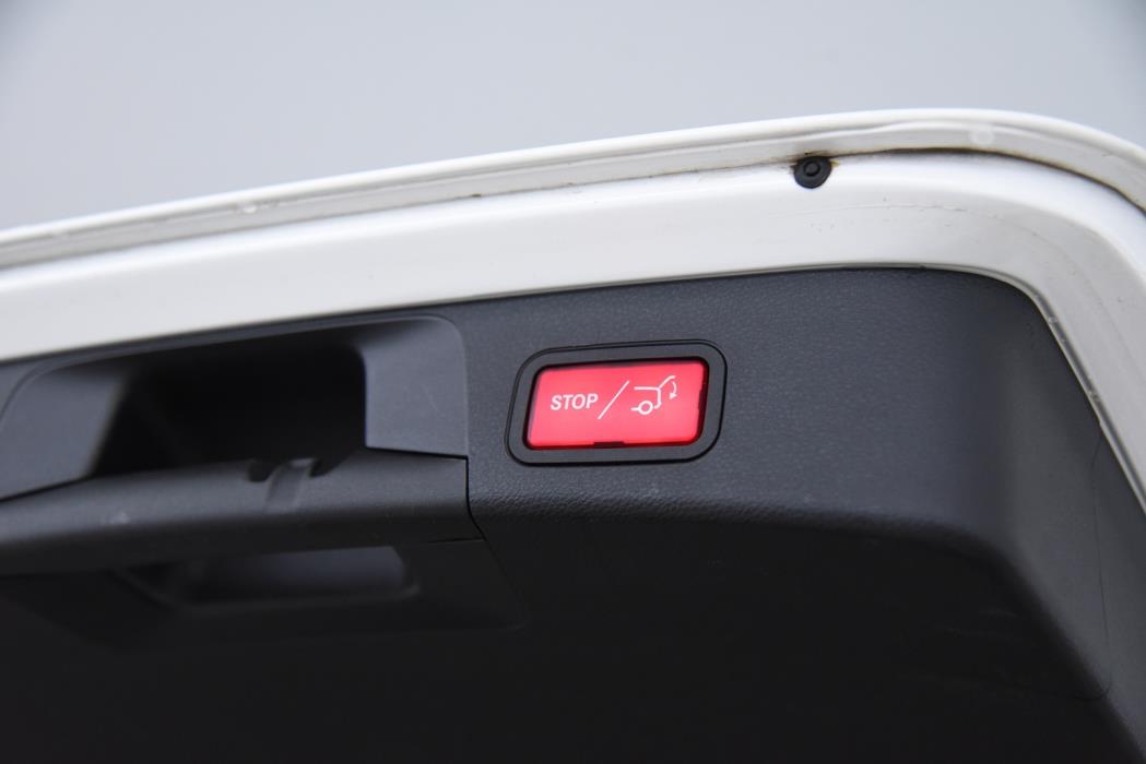 MERCEDES-BENZ C 2015