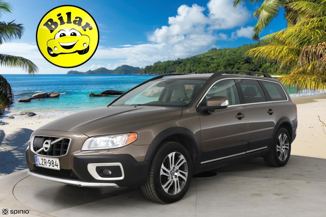 VOLVO XC70 2012