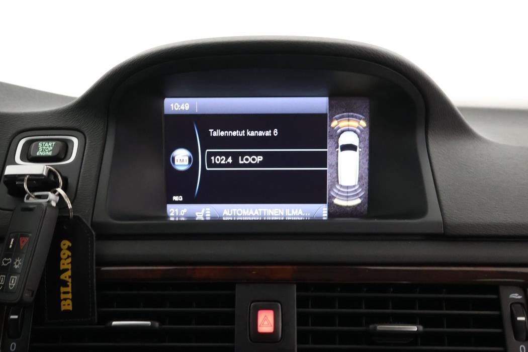 VOLVO XC70 2012