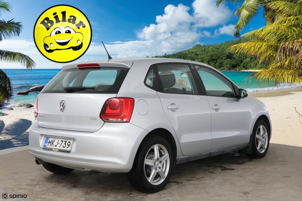 VOLKSWAGEN Polo 2011