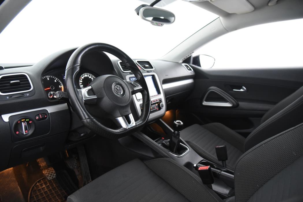 VOLKSWAGEN Scirocco 2012