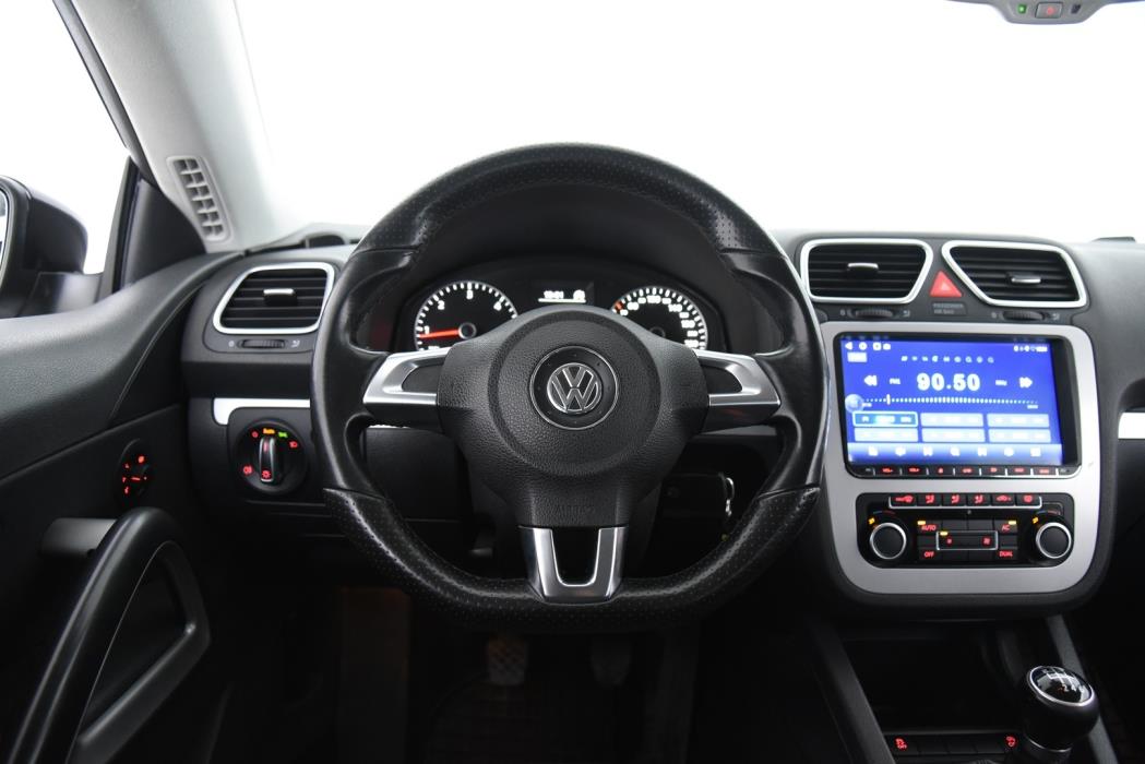 VOLKSWAGEN Scirocco 2012