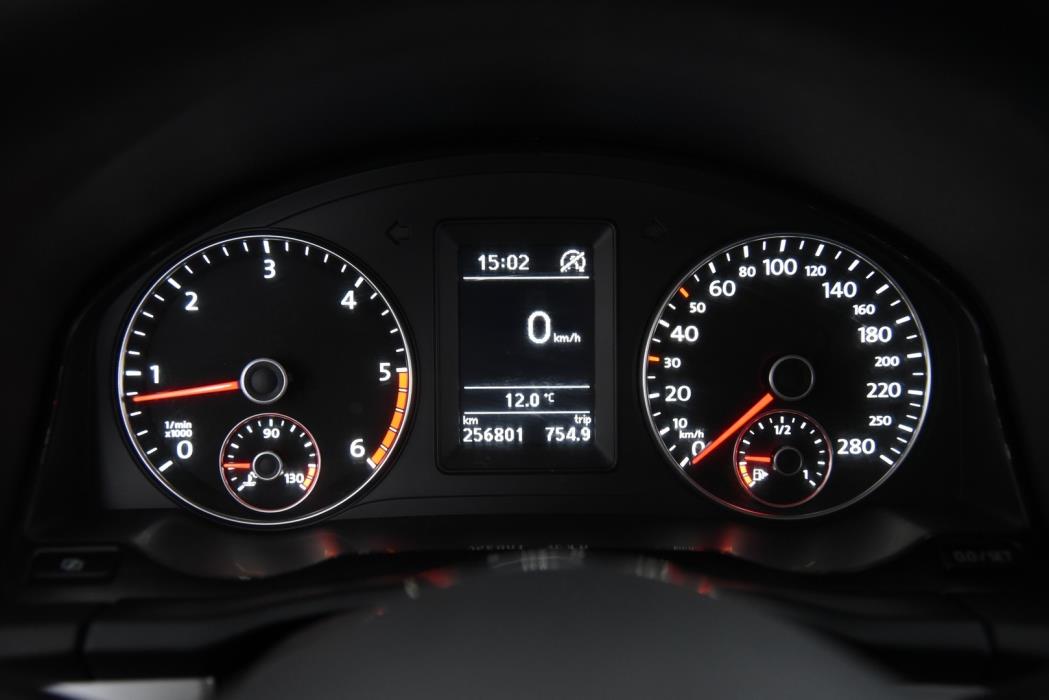 VOLKSWAGEN Scirocco 2012