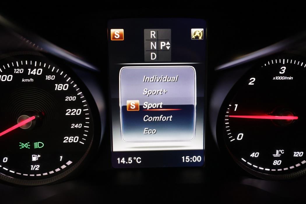 MERCEDES-BENZ C 2016