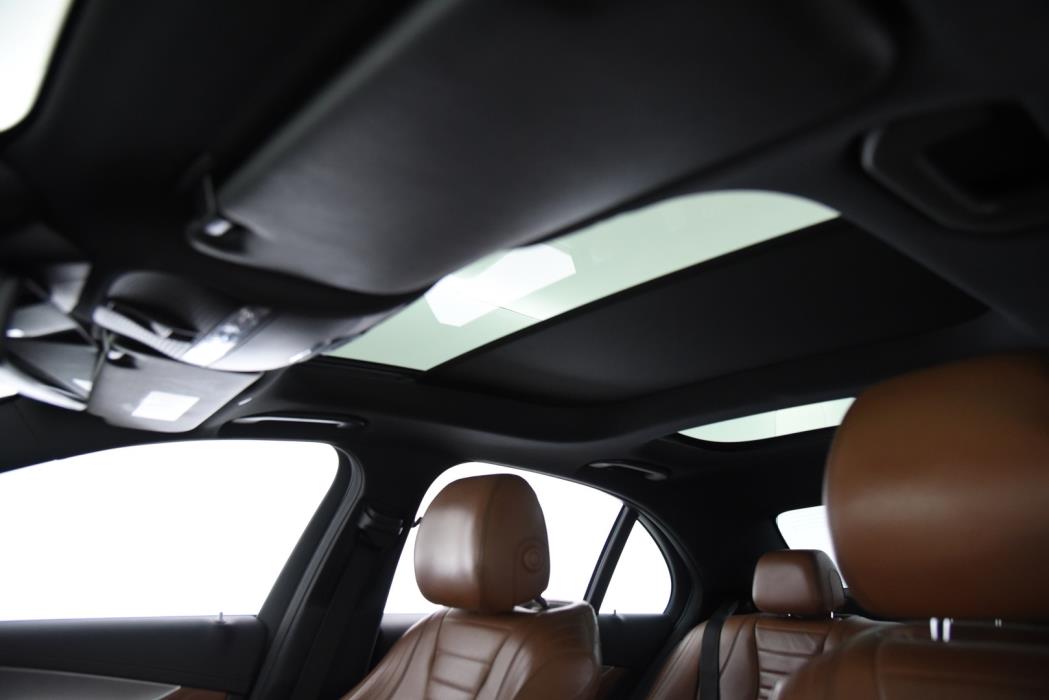 MERCEDES-BENZ E 2016