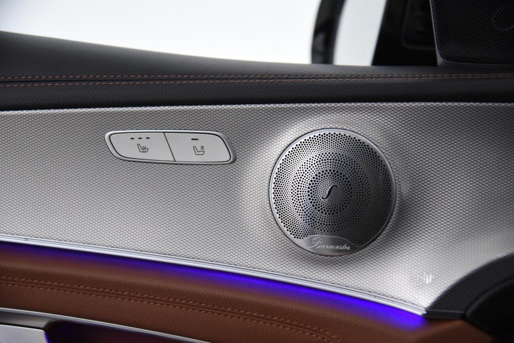 MERCEDES-BENZ E 2016