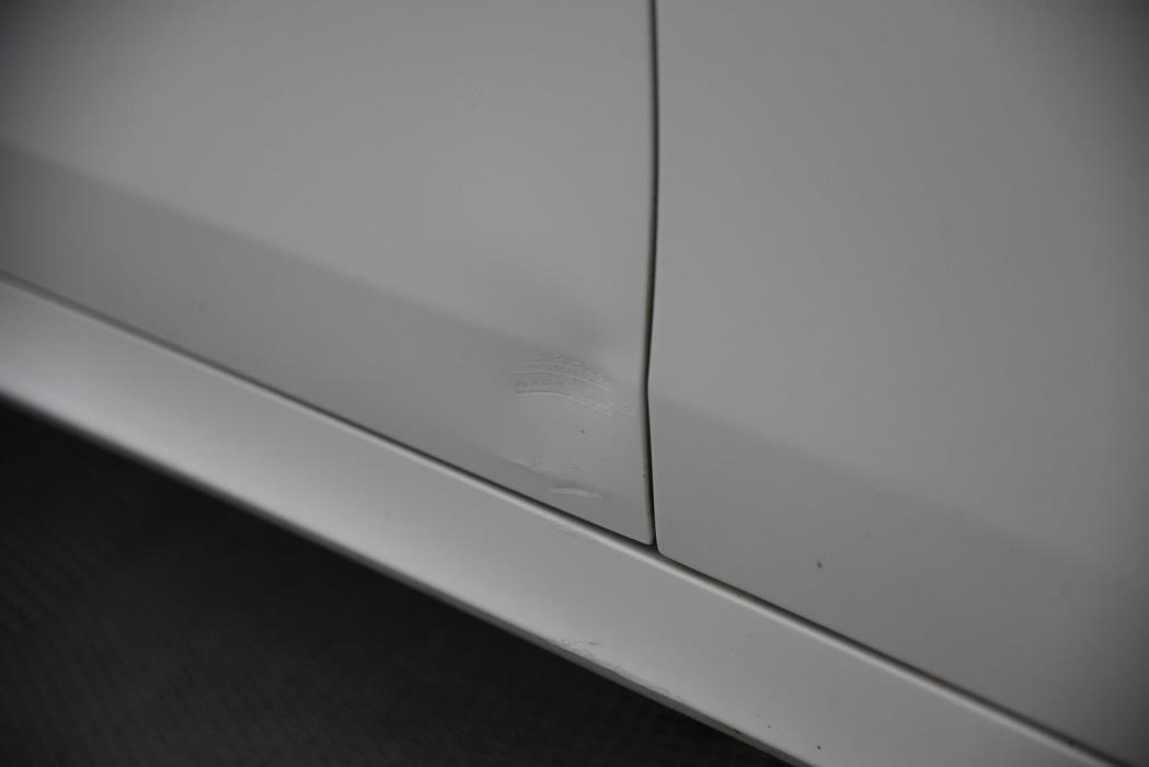 MERCEDES-BENZ E 2016