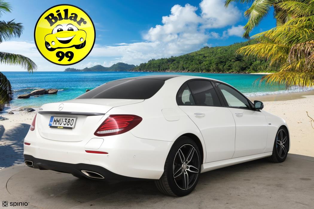 MERCEDES-BENZ E 2016