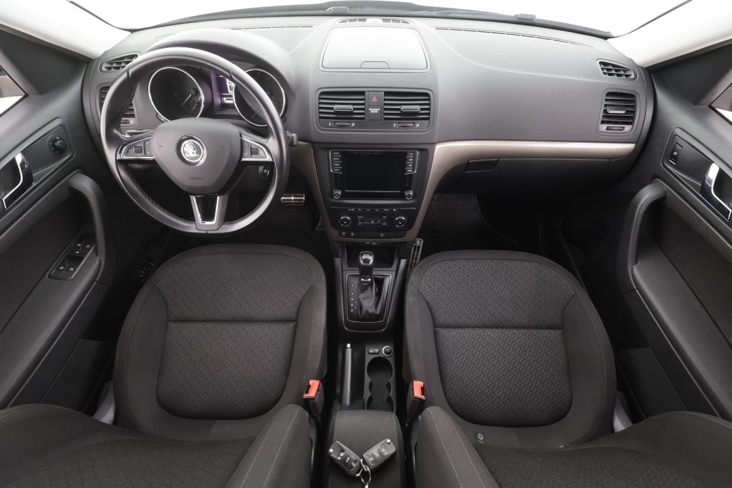 SKODA Yeti 2017
