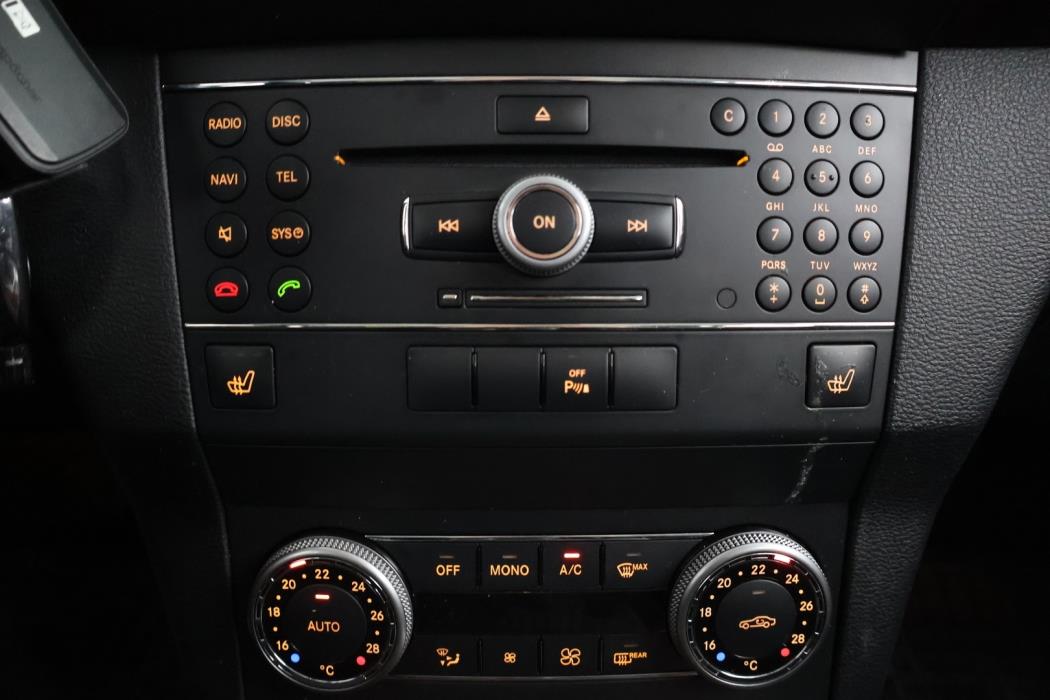 MERCEDES-BENZ GLK 2010