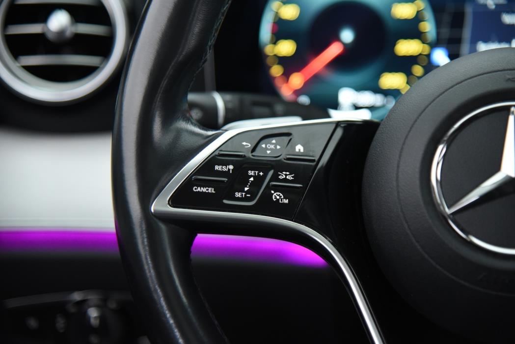 MERCEDES-BENZ E 2021