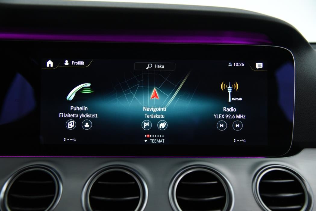 MERCEDES-BENZ E 2021