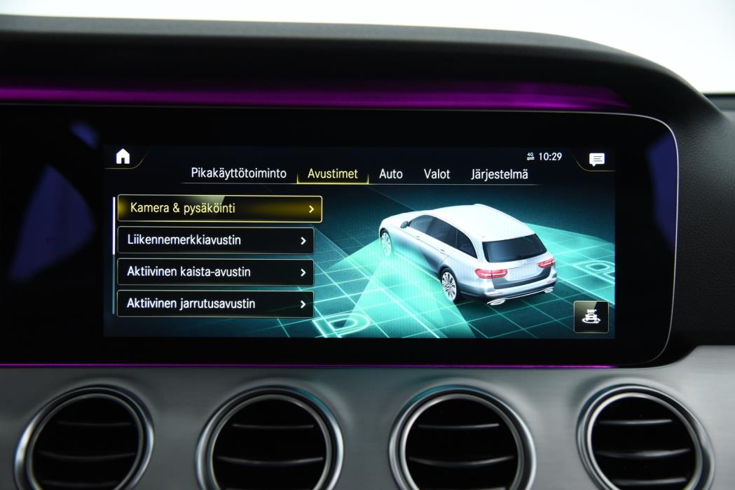 MERCEDES-BENZ E 2021