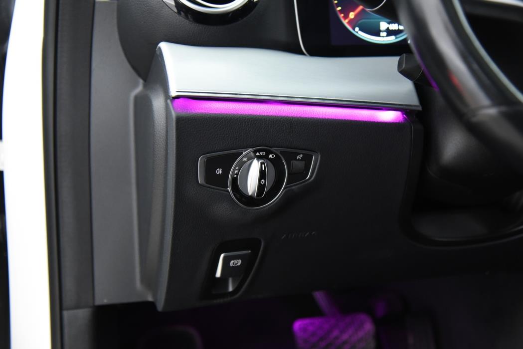 MERCEDES-BENZ E 2021