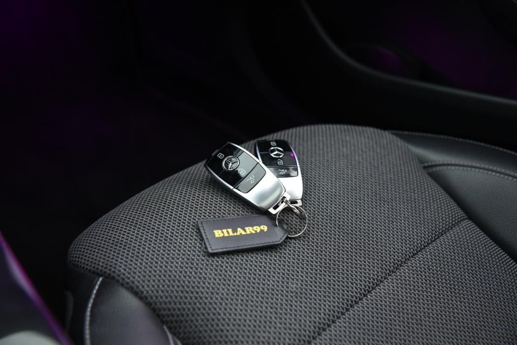 MERCEDES-BENZ E 2021