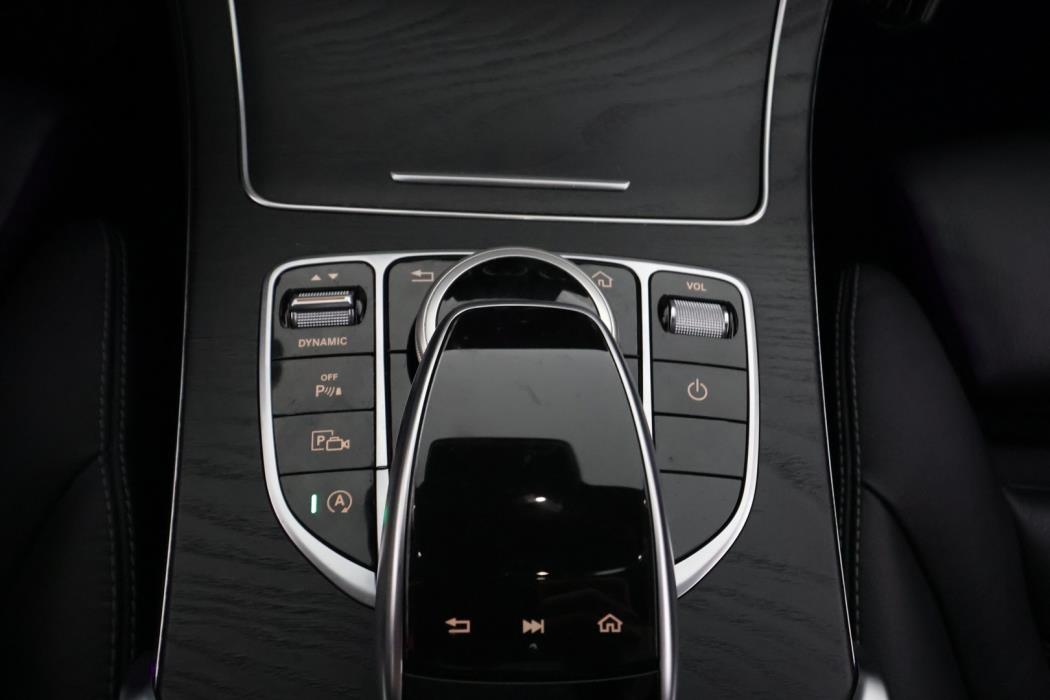 MERCEDES-BENZ C 2019