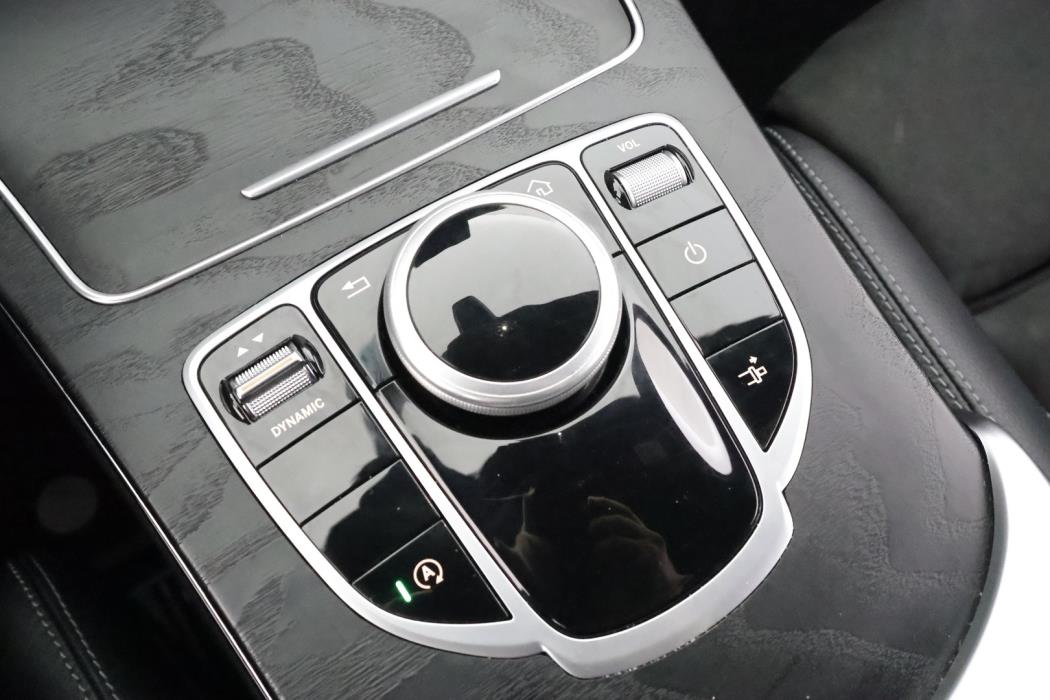 MERCEDES-BENZ C 2019