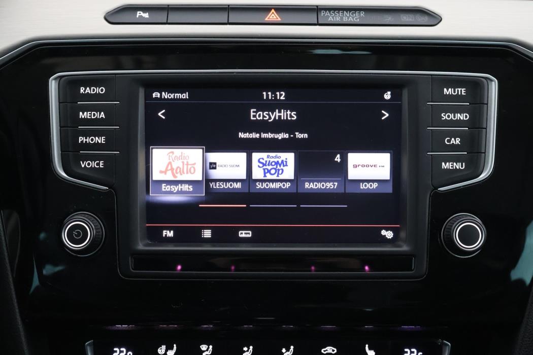 VOLKSWAGEN PASSAT 2015