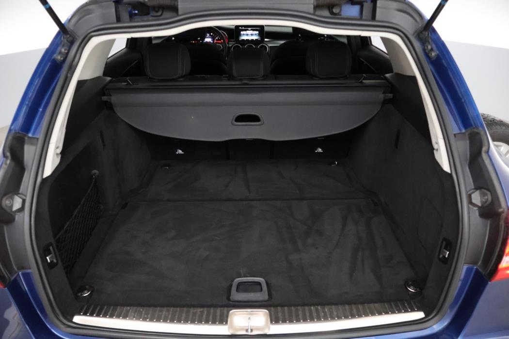 MERCEDES-BENZ C 2016
